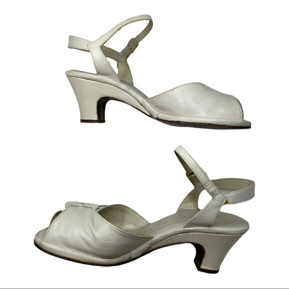 🔵Vintage Red Cross Shoes Cream Buckle Peep Toe Sandals 4.5 - Picture 5 of 10